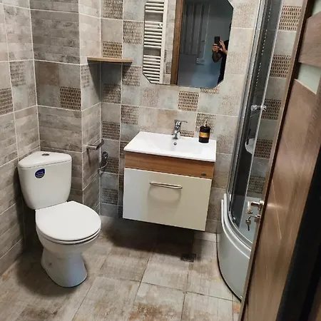 Elegant Apartment *
